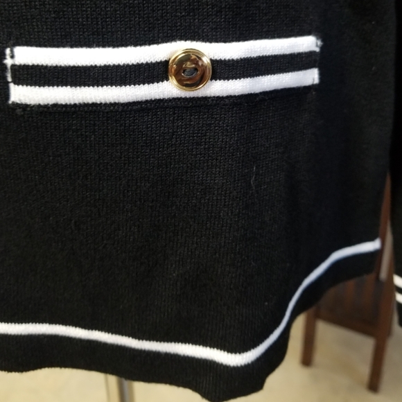 🆕️⬇️1 LEFT! By Design Black & White Button Front Cardigan - Picture 5 of 8